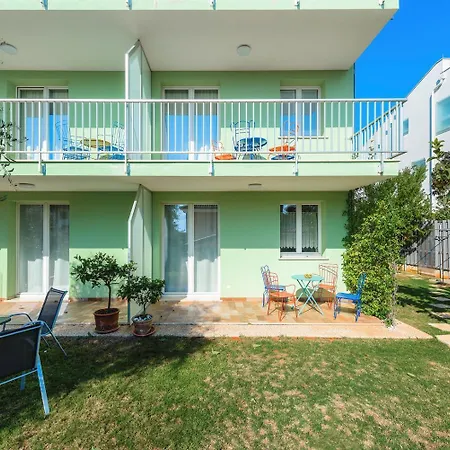 Strandnahes Nur 280 Meter Zum Mit Privatparkplatz Und Grill Apartamento